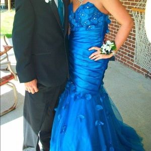 Beautiful Blush prom dress 👗